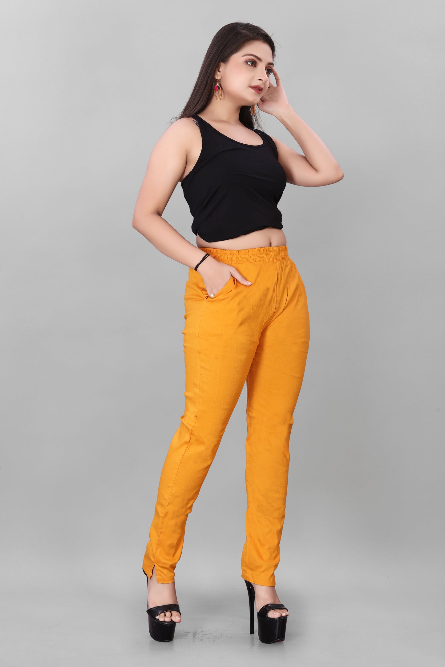 Woman Lycra Stretchable Pant With Pocket